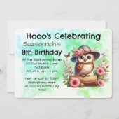 Schattige Pet met uil zittend op een log Kaart (Voorkant)