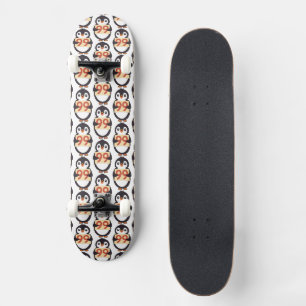 Schattige pinguïn die een bord vasthoudt met het n skateboard