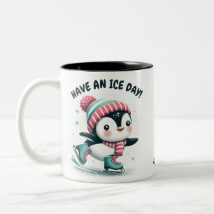 Schattige Pinguïn “Heb een Ijsdag” Gepersonaliseer Tweekleurige Koffiemok