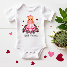 Schattige prinses met bloemen romper