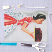 schattige retro  ontkoppelde dame bakken tissuepapier (Craft)