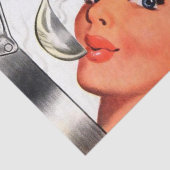 schattige retro ontkoppelde dame koken tissuepapier (Detail)