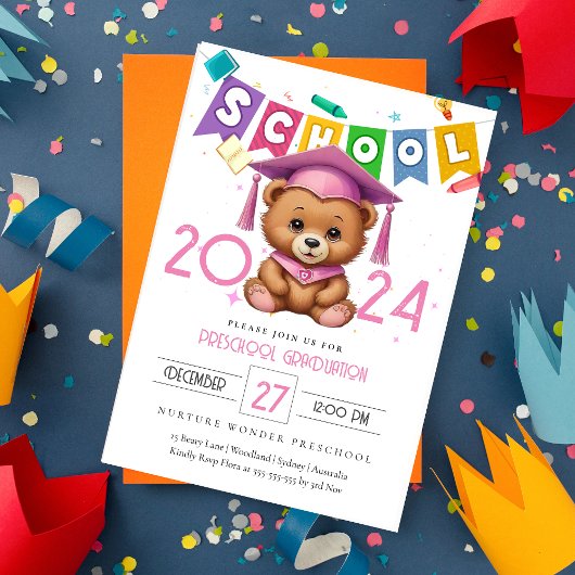 Schattige roze beer Kindergarten Afstuderen Uitnod Kaart