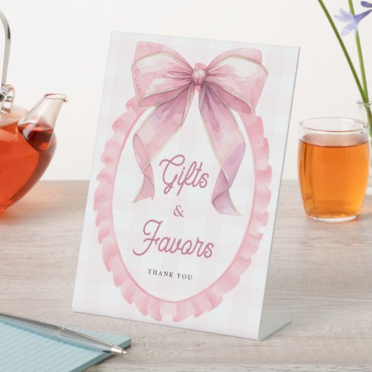 Schattige Roze Bow Coquette 1e Verjaardag Reclamebord Met Voetstuk (Insitu)