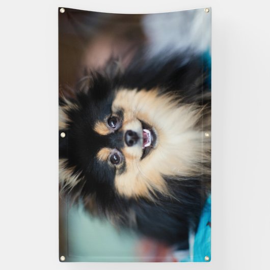 Schattige Schattigee Hond Uitziende Outdoor Crafts Spandoek (Verticaal)