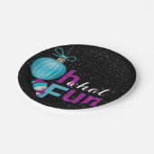 schattige sneeuwpop met feestversiering papieren bordje (Gekanteld)