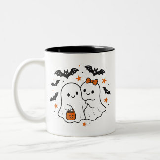 Schattige spook Halloween-mok | Griezelen koffieko Tweekleurige Koffiemok