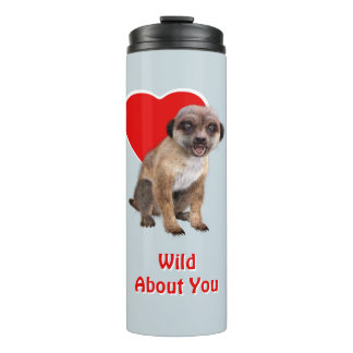 Schattige stokstaartje wild over jou rood hart lie thermosbeker