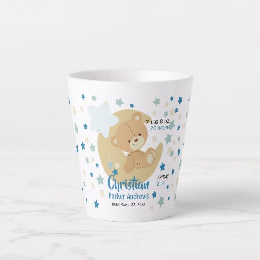 Schattige teeddy Bear Baby Birth Stats Latte Mok (Voorkant)