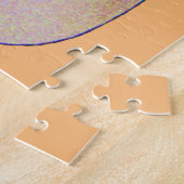 schattige tekentekening van de hond die met een br legpuzzel (Zijkant)