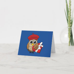Schattige uil met rode baret en hartendoos kaart