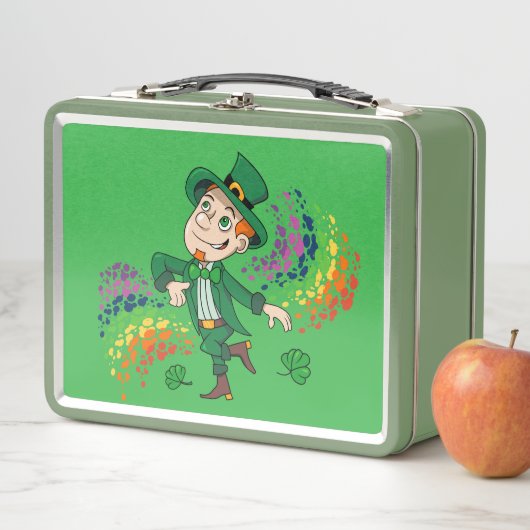 Schattige vrolijk lachende dansende kabouter, een  (In situ)