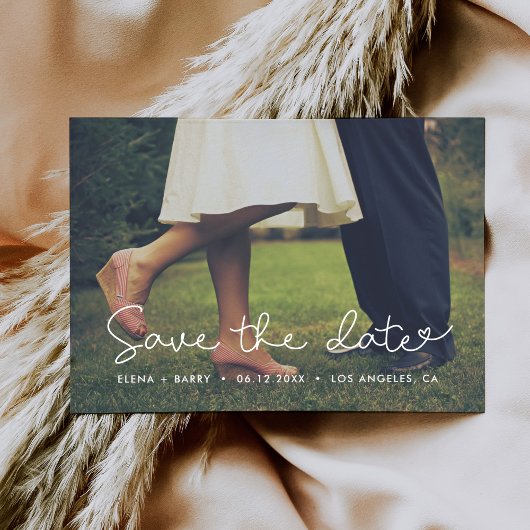 Schattige Whimsical Save The Date Fotokaart