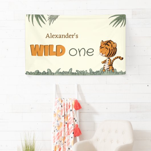 Schattige Wild One Oerwoud Safari Groen Verjaardag Spandoek (Insitu)