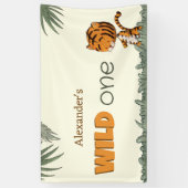 Schattige Wild One Oerwoud Safari Groen Verjaardag Spandoek (Verticaal)