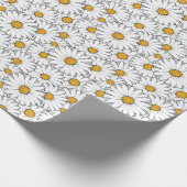 Schattige Wit Geel Daisies Floral Art Pattern Cadeaupapier (Hoek)
