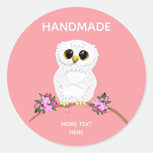 Schattige witte uil op lichtroze handgemaakt ronde sticker (Voorkant)
