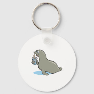 schattige zeehond met drankje sleutelhanger