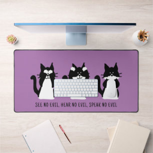 Schattige Zwarte Witte Tuxedo Katten Paars Bureaumat
