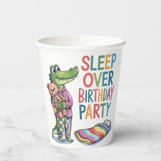 Schattigee Alligator Slaap Over Verjaardagsfeest Papieren Bekers (Achterkant)