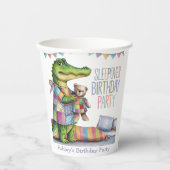 Schattigee Alligator Slaap Over Verjaardagsfeest Papieren Bekers (Voorkant)