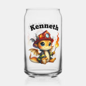 Schattigee baby-draak in brandweeruitrusting blikvorm glas (Achterkant)