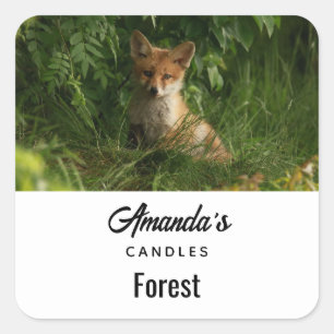 Schattigee Baby Fox in een Green Forest Candle Bus Vierkante Sticker