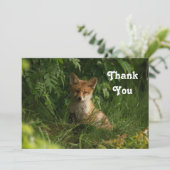Schattigee Baby Fox in een groen bos Bedankkaart (Staand voorkant)