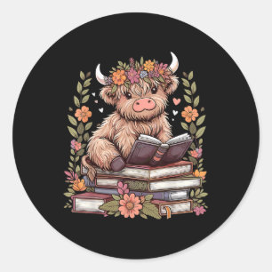 Schattigee Baby Highland Koe Leesboek Boekenwurm Ronde Sticker
