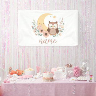 Schattigee baby uil met maan spandoek