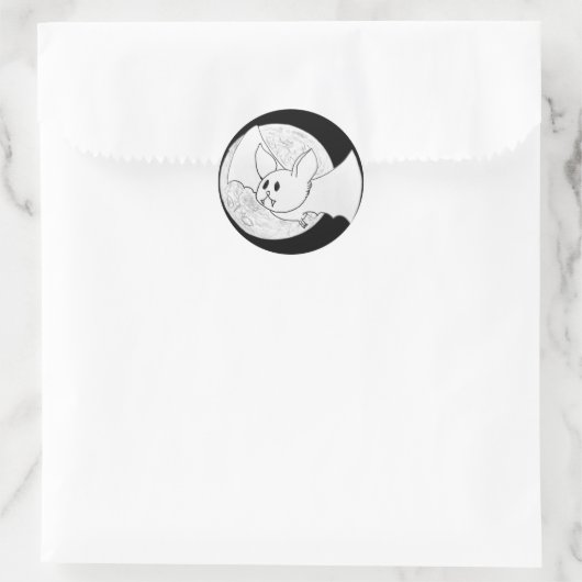 Schattigee Bat en Volle Maan Halloween Ronde Sticker (Tas)