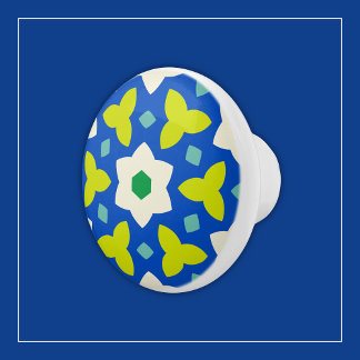 Schattigee bloemen op blauwe en groene geometrisch keramische knop