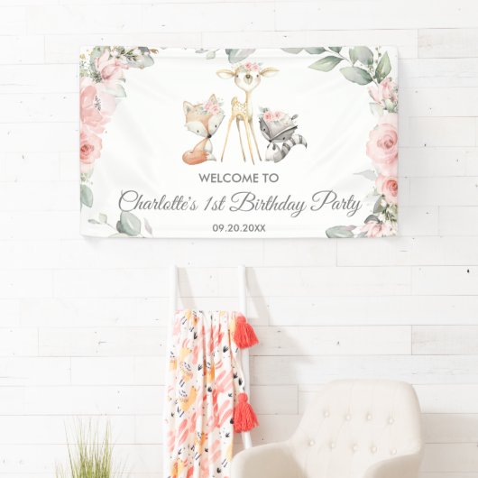 Schattigee bosdieren bloemenverjaardagsachtergrond spandoek (Insitu)