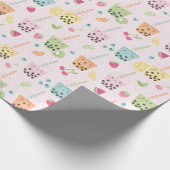 Schattigee Bubble Tea op lichtroze en witte streep Cadeaupapier (Hoek)