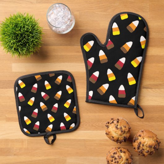 Schattigee Candy Corn Pattern Halloween Ovenwant & Pannenlap Set (Top down)