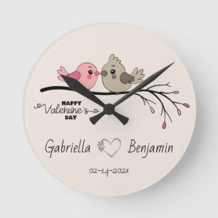 Schattigee Cartoon Lovebirds op tak Valentijn's Da Ronde Klok