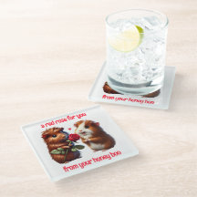 Schattigee cavia's in liefde ruilen een rode roos