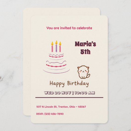 Schattigee donzige kat met verjaardagstaart kaart (Voorkant / Achterkant)