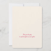 Schattigee donzige kat met verjaardagstaart kaart (Achterkant)