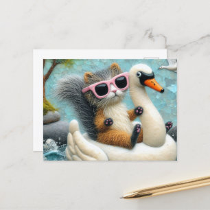 Schattigee Eekhoorn Kat Hybride op een Zwaan Float Briefkaart