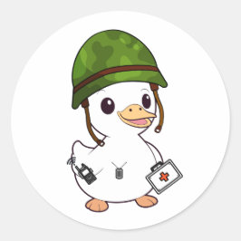 Schattigee eend die legerhelm draagt ronde sticker