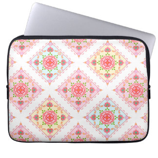 Schattigee Elegante Bloemen In Diamanten Tegels Pa Laptop Sleeve