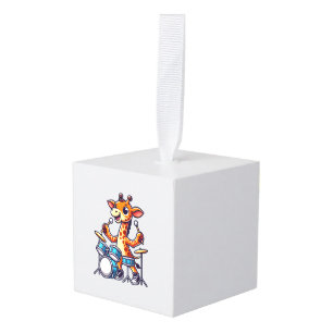 Schattigee Giraffe spelen Drums Giraffes Drummer M Kubus Ornament