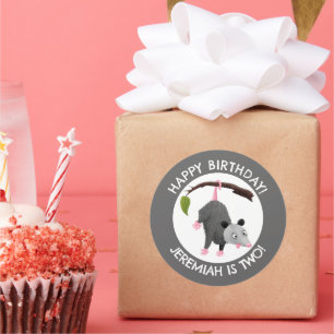 Schattigee grappige opossum gepersonaliseerde cart ronde sticker