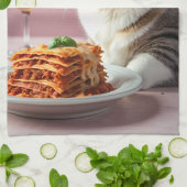 Schattigee Grijze Kat met Lasagne en Wijnglas Theedoek (Gevouwen)