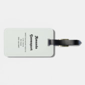 Schattigee grootogige uil met een kop koffie bagagelabel (Achterkant horizontaal)