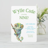 Schattigee grote ogen kameleon elke leeftijd jonge kaart (Staand voorkant)