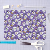 Schattigee Halloween Skulls op Paarse Tissuepapier (Craft)