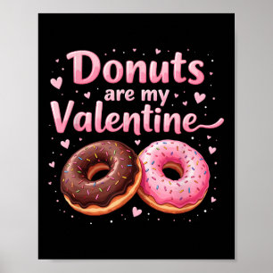 Schattigee hartdonut met roze glazige donuts zijn  poster