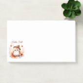 Schattigee herfstuil op een tak post-it® notes (Kantoor)